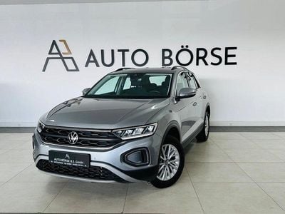 Second-hand VW T-Roc Life 150 CP (110 kW) 2022 Argintiu SUV