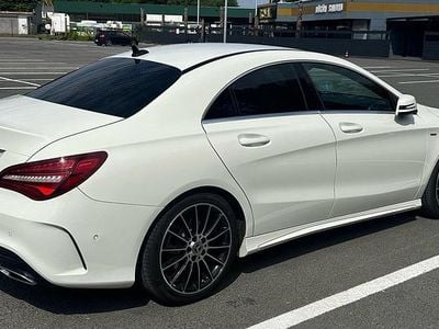 Usata Mercedes CLA180 AMG 122 CV (89 kW) 2017 Bianco Berlina