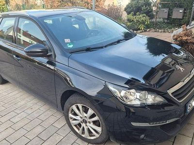 Gebraucht Peugeot 308 SW Allure 120 PS (88 kW) 2017 Schwarz Kombi