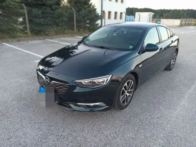 Gebraucht Opel Insignia Innovation 136 PS (100 kW) 2017 Grün Limousine