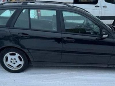 Gebraucht Mercedes C220 Edition 143 PS (105 kW) 2003 Schwarz Kombi