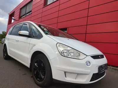Gebraucht Ford S-MAX Trend 160 PS (117 kW) 2008 Weiß Van / Kleinbus