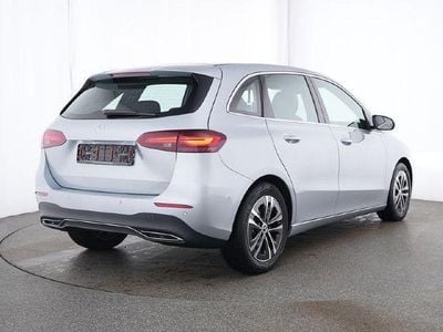 Gebraucht 2024 Mercedes B220 Van / Kleinbus | 35.780 € (Fairer Preis)
