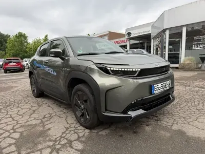 Neu Toyota Urban Cruiser 127 kW (174 PS) 2026 Grün SUV