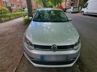 Gebraucht VW Polo LOUNGE 90 PS (66 kW) 2026 Silber Kleinwagen