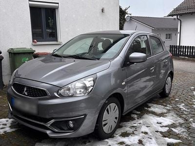 Silber Gebraucht 2020 Mitsubishi Space Star Diamant Edition Kleinwagen | 8.990 € (Etwas zu teuer)