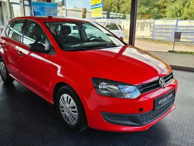 Gebraucht VW Polo Trendline 60 PS (44 kW) 2009 Rot Kleinwagen