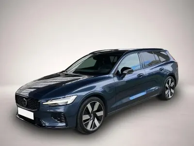 Gebraucht Volvo V60 Ultra 455 PS (334 kW) 2024 Manufacturer Kombi