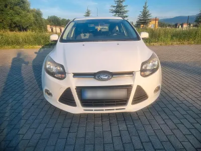 Gebraucht Ford Focus 125 PS (91 kW) 2013 Kleinwagen