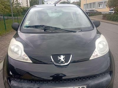 Gebraucht Peugeot 107 Filou 68 PS (50 kW) 2006 Schwarz Kleinwagen