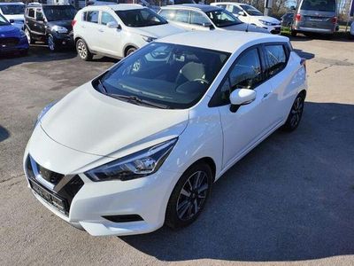 Gebraucht Nissan Micra Acenta 71 PS (52 kW) 2017 Weiß Kleinwagen