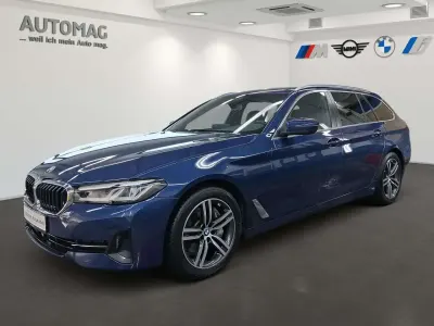 Gebraucht BMW 530 Sport Line 286 PS (210 kW) 2023 Blau Limousine
