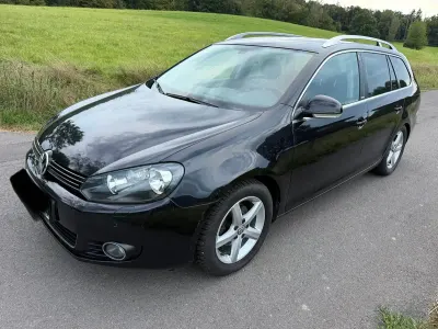 Gebraucht VW Golf VI 105 PS (77 kW) 2011 Schwarz Kombi