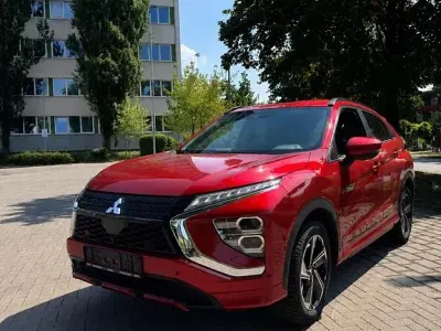 Gebraucht Mitsubishi Eclipse Cross Select 188 PS (138 kW) 2024 Rot SUV