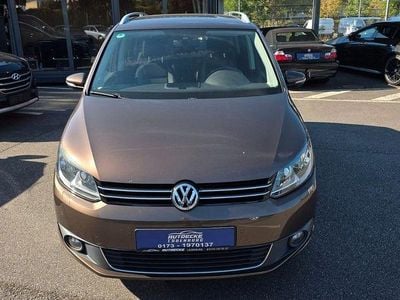 Gebraucht VW Touran Life 150 PS (110 kW) 2013 Braun Van / Kleinbus