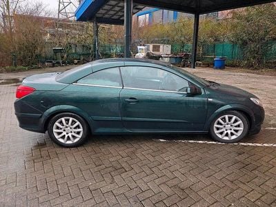 Gebraucht Opel Astra Cabriolet 116 PS (85 kW) 2008 Grün Cabrio