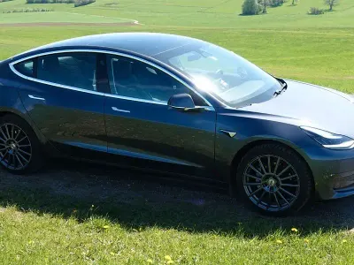 Usado Tesla Model 3 Long Range AWD 239 kW (325 CV) 2020 Gris Berlina