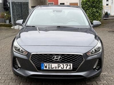 Gebraucht Hyundai i30 Style 136 PS (100 kW) 2018 Grau Limousine
