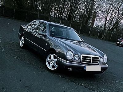 gebraucht Mercedes E280 W210Elegance