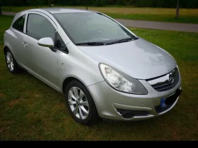 Gebraucht Opel Corsa 80 PS (58 kW) 2008 Silber Kleinwagen