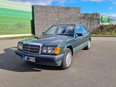 Gebraucht Mercedes 190 122 PS (89 kW) 1989 Grün Limousine