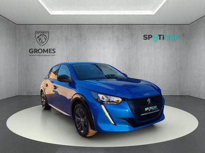 Gebraucht Peugeot e-208 Allure 100 kW (136 PS) 2023 Blau Kleinwagen