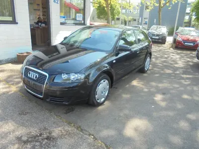 Używany Audi A3 Attraction 105 KM (77 kW) 2007 Czarny Hatchback