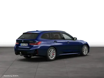 Gebraucht BMW 330e Sport Line 292 PS (214 kW) 2025 Blau Kombi