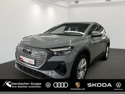 Usata Audi Q4 e-tron Comfort 125 kW (170 CV) 2023 Grigio SUV