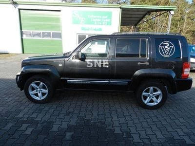 Gebraucht Jeep Cherokee Limited 177 PS (130 kW) 2010 Schwarz SUV