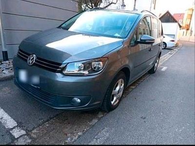 Usata VW Touran Trendline 105 CV (77 kW) 2012 Grigio Monovolume
