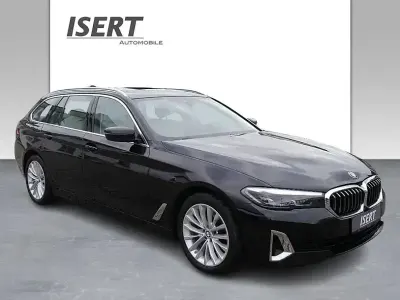 Używany BMW 520 Luxury Line 190 KM (139 kW) 2022 Czarny Sedan/Limuzyna