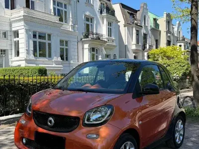 Używany Smart ForTwo Coupé 71 KM (52 kW) 2015 Pomarańczowy Coupe