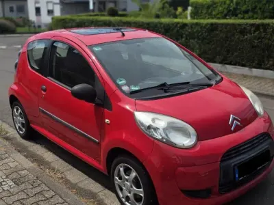 Gebraucht Citroën C1 70 PS (51 kW) 2010 Rot Kleinwagen