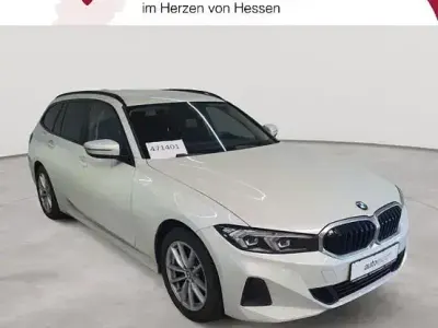 Gebraucht BMW 318 Sport Line 150 PS (110 kW) 2023 Weiß Kombi