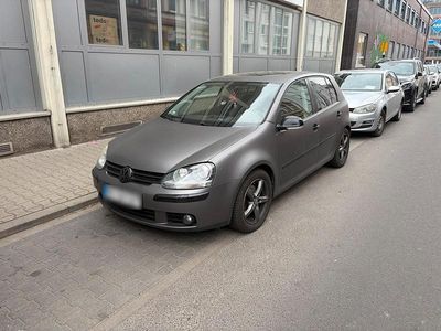 Gebraucht VW Golf V 140 PS (102 kW) 2007 Silber Limousine