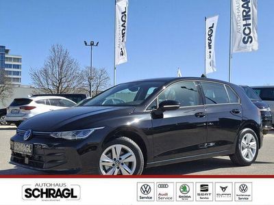 Neu VW Golf VIII Life 116 PS (85 kW) 2025 Grenadillschwarz metallic Kleinwagen