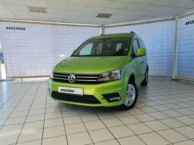Gebraucht VW Caddy 125 PS (91 kW) 2017 Grün Van / Kleinbus