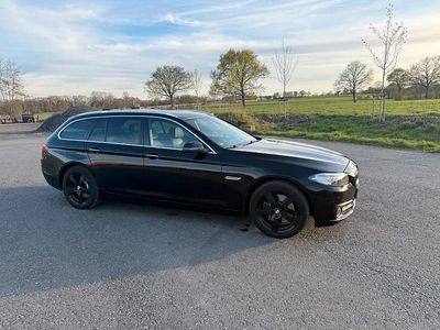 Usata BMW 525 Sport Line 218 CV (160 kW) 2014 Nero Station wagon
