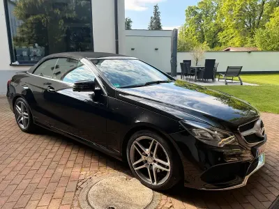 Gebraucht Mercedes E200 AMG 184 PS (135 kW) 2016 Schwarz Cabrio