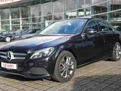 Usata Mercedes C180 Avantgarde 156 CV (114 kW) 2016 Nero Berlina