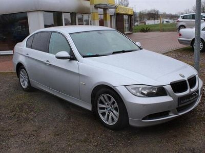 Gebraucht BMW 325 218 PS (160 kW) 2008 Silber Limousine