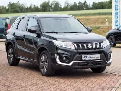 Gebraucht Suzuki Vitara 140 PS (102 kW) 2019 Schwarz SUV