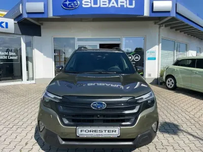 Neu Subaru Forester Active 136 PS (100 kW) 2026 Grün SUV