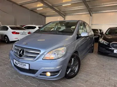 Gebraucht Mercedes B170 116 PS (85 kW) 2009 Blau Van / Kleinbus