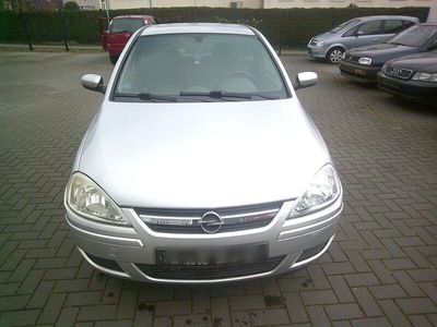 gebraucht Opel Corsa C 1,0 L Automatik mit neue Tuv.