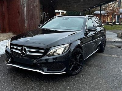 Schwarz Gebraucht 2015 Mercedes C250 AMG line Limousine | 16.500 € (Fairer Preis)