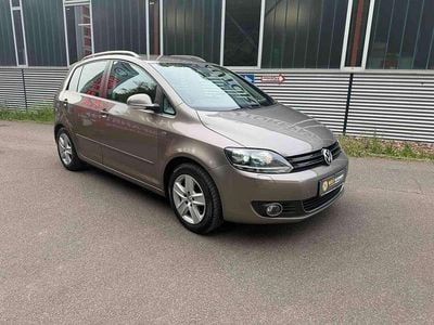 Gebraucht VW Golf VII Life 122 PS (89 kW) 2013 Kaschmirbraun metallic Kleinwagen