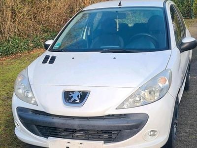 Gebraucht Peugeot 206+ 75 PS (55 kW) 2009 Weiß Kleinwagen