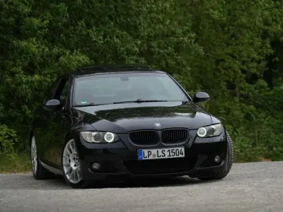 Gebraucht BMW 325 M Sport 270 PS (198 kW) 2008 Schwarz Coupé